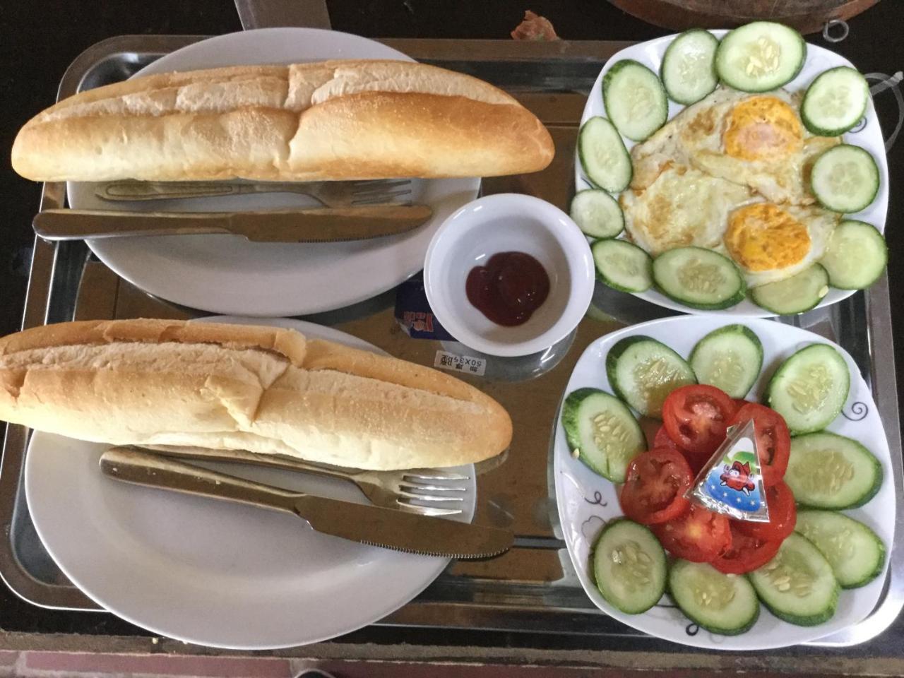 Xuan Hoa Hotel Нин Бин Екстериор снимка